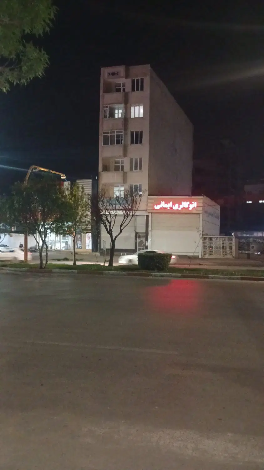واحد خدماتی ۵۶ متره