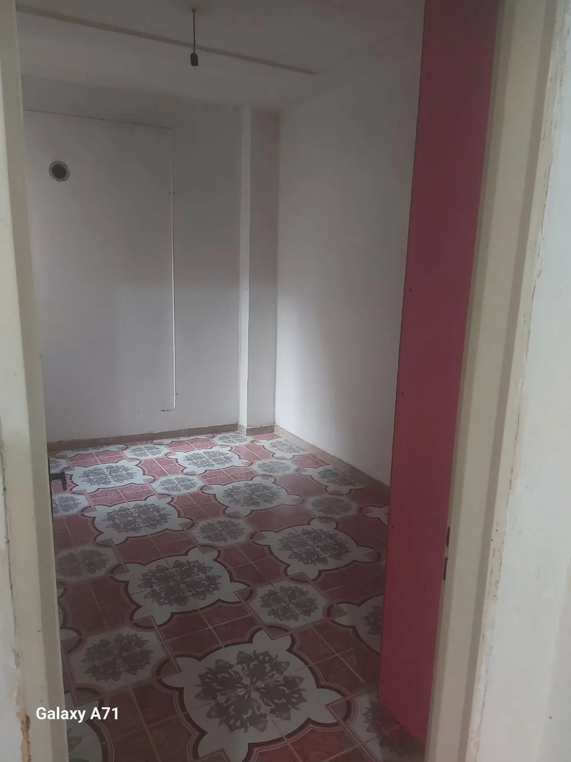 رهن و اجاره واحد تک خواب با پارکینگ