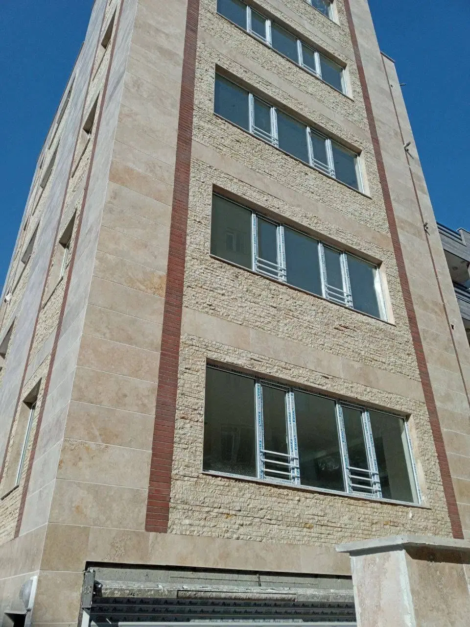 فروش فوری آپارتمان،فول امکانات ،بلوک ۶ کوثر