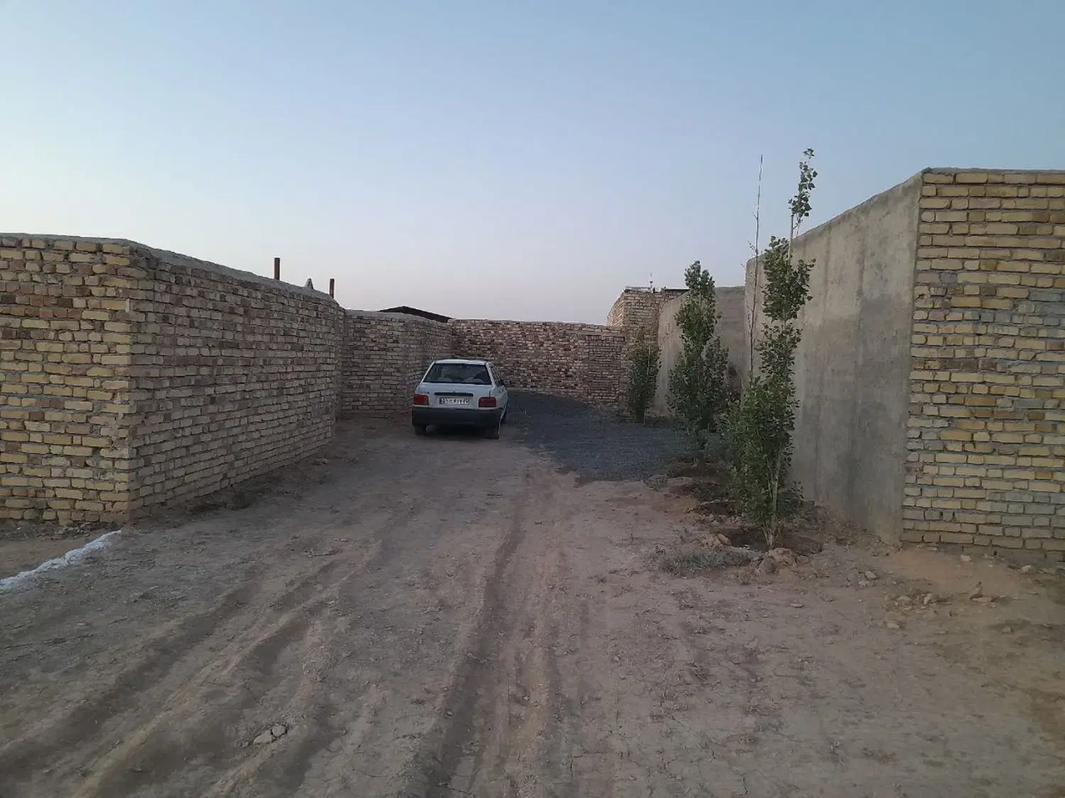 چهار دیواری