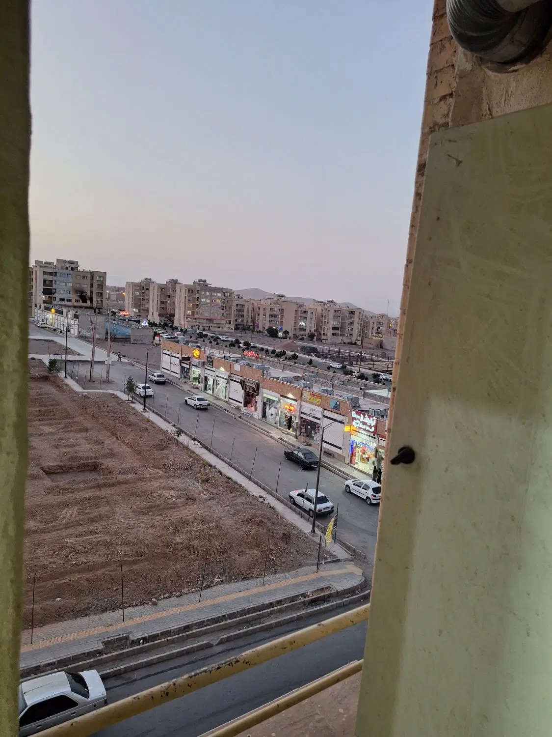 مسکن مهر واحد کناراضافه ساخت ۹۵ متری