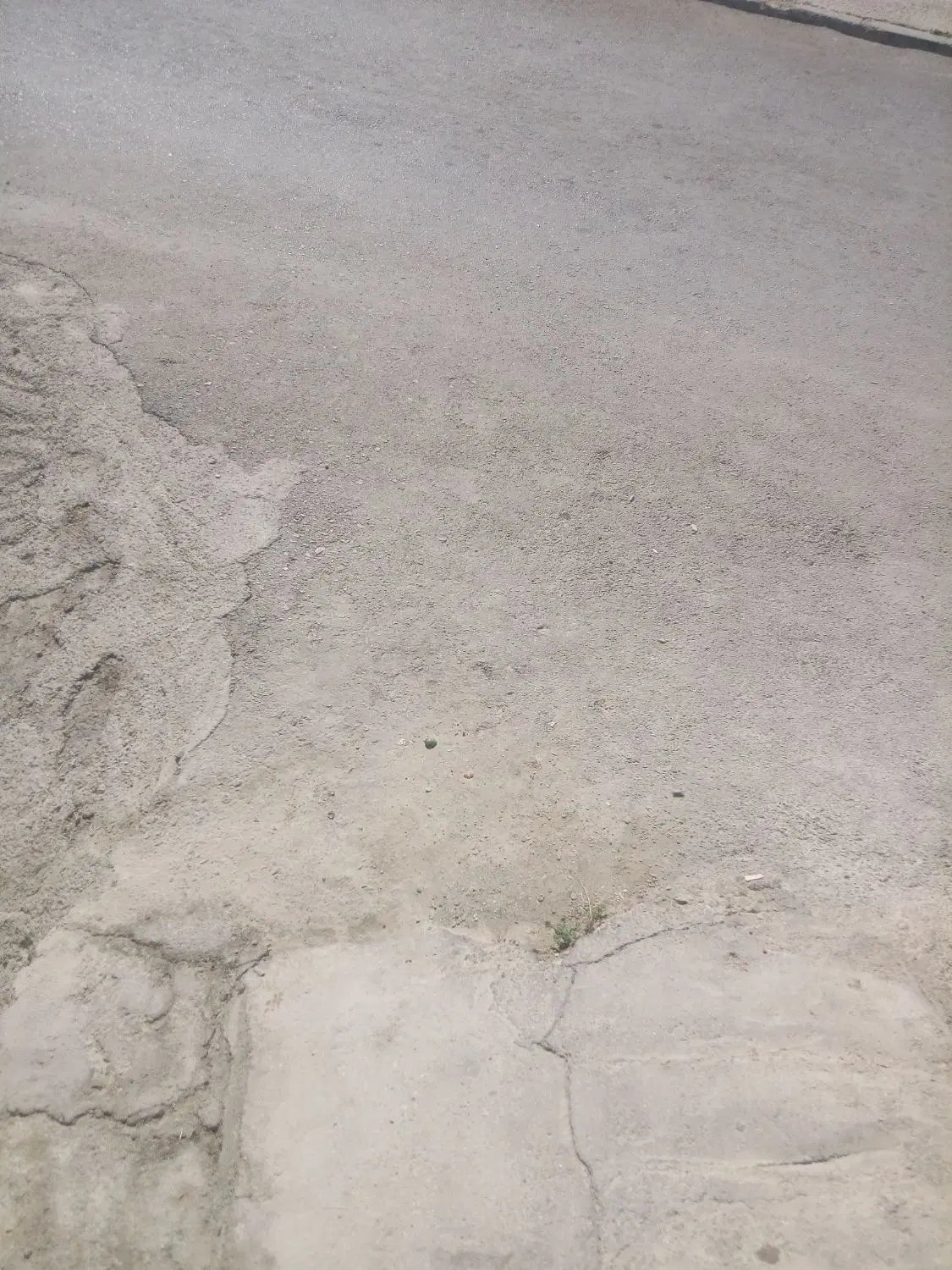 زمین مسکونی ۱۲۰ متر مربع