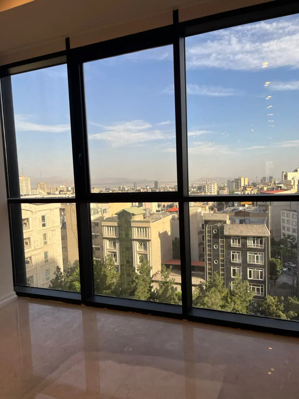 الماس سعادت اباد ، سند اداری برای فروش