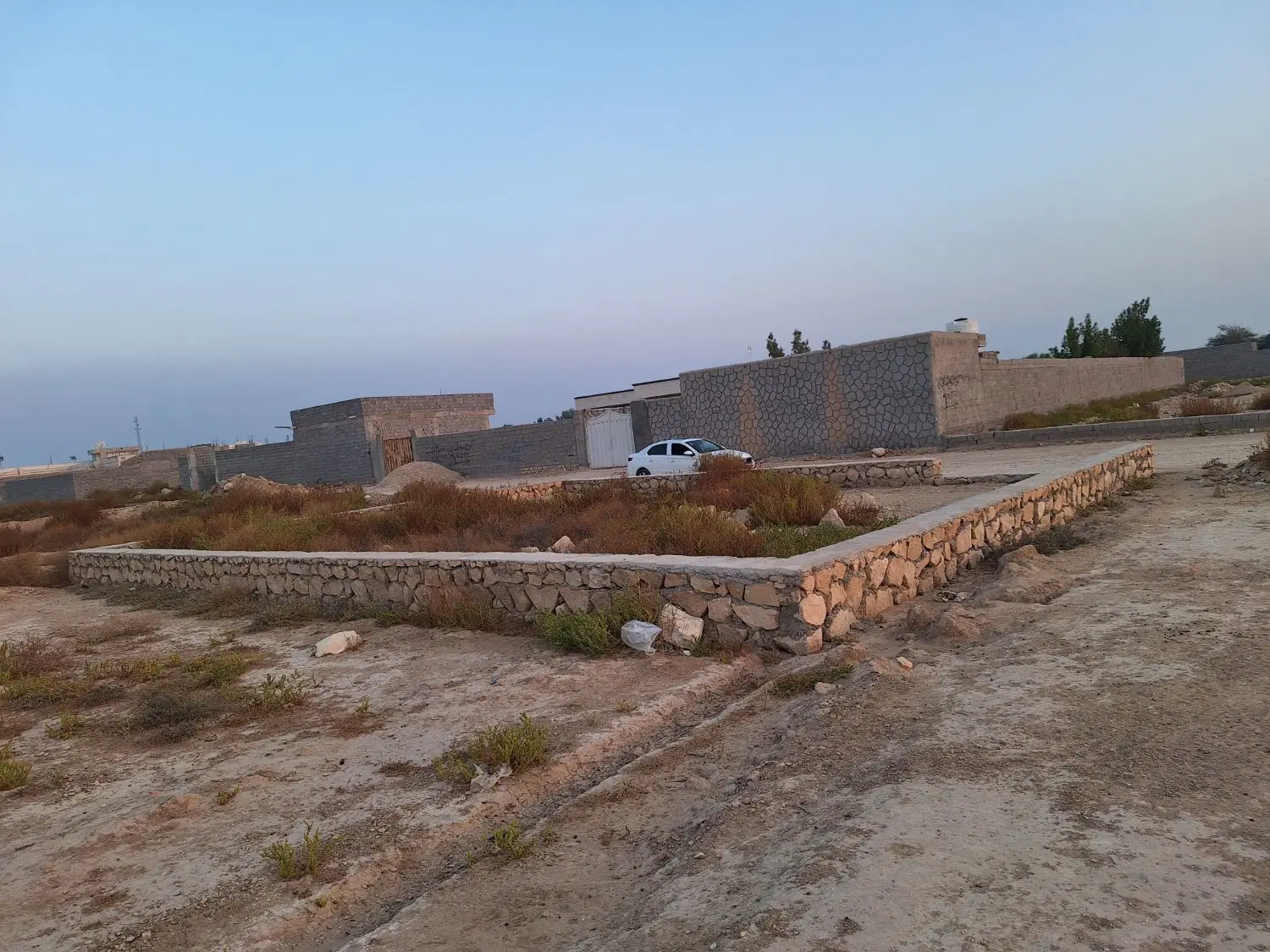 زمین گورک جمال