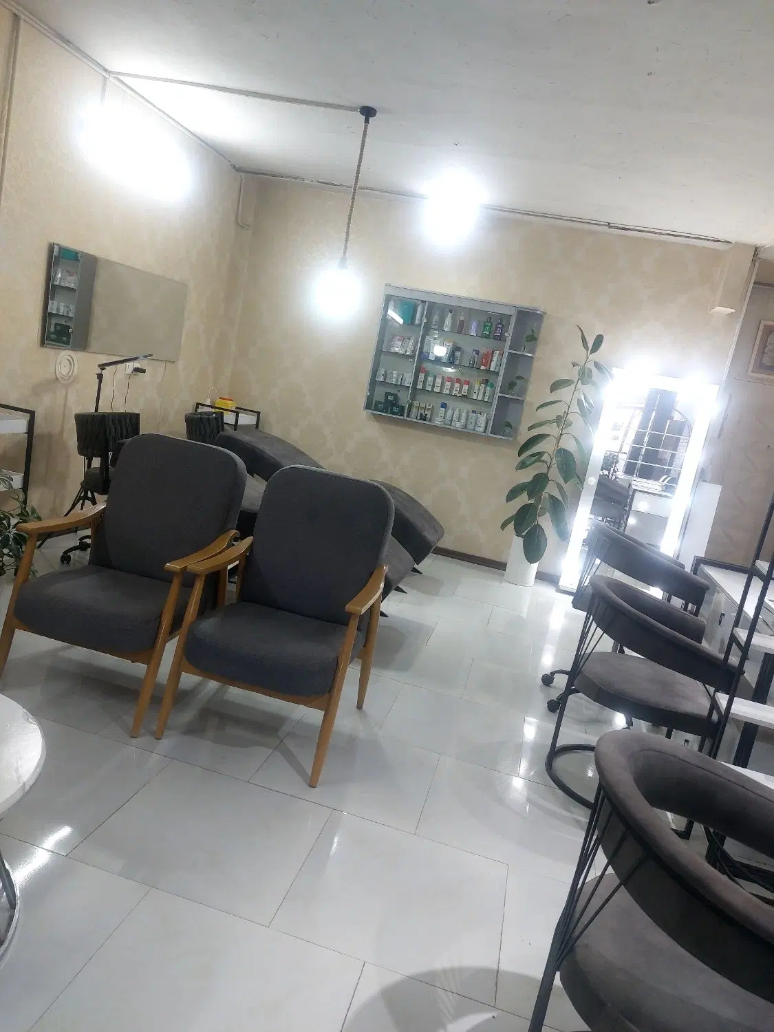 اجاره لاین در حاشیه شریعتی چهارراه مخابرات