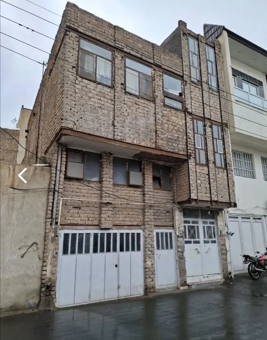 خونه سه طبقه پشت بر اصلی کیوانفر