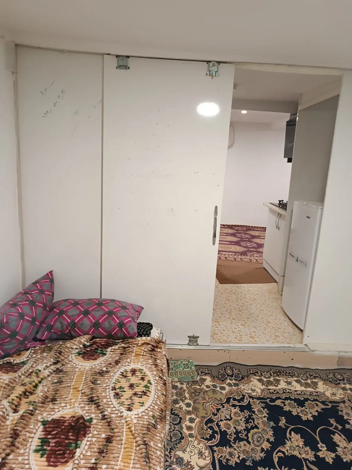 آپارتمان زیر فی طبقه سوم حاشیه بلوار