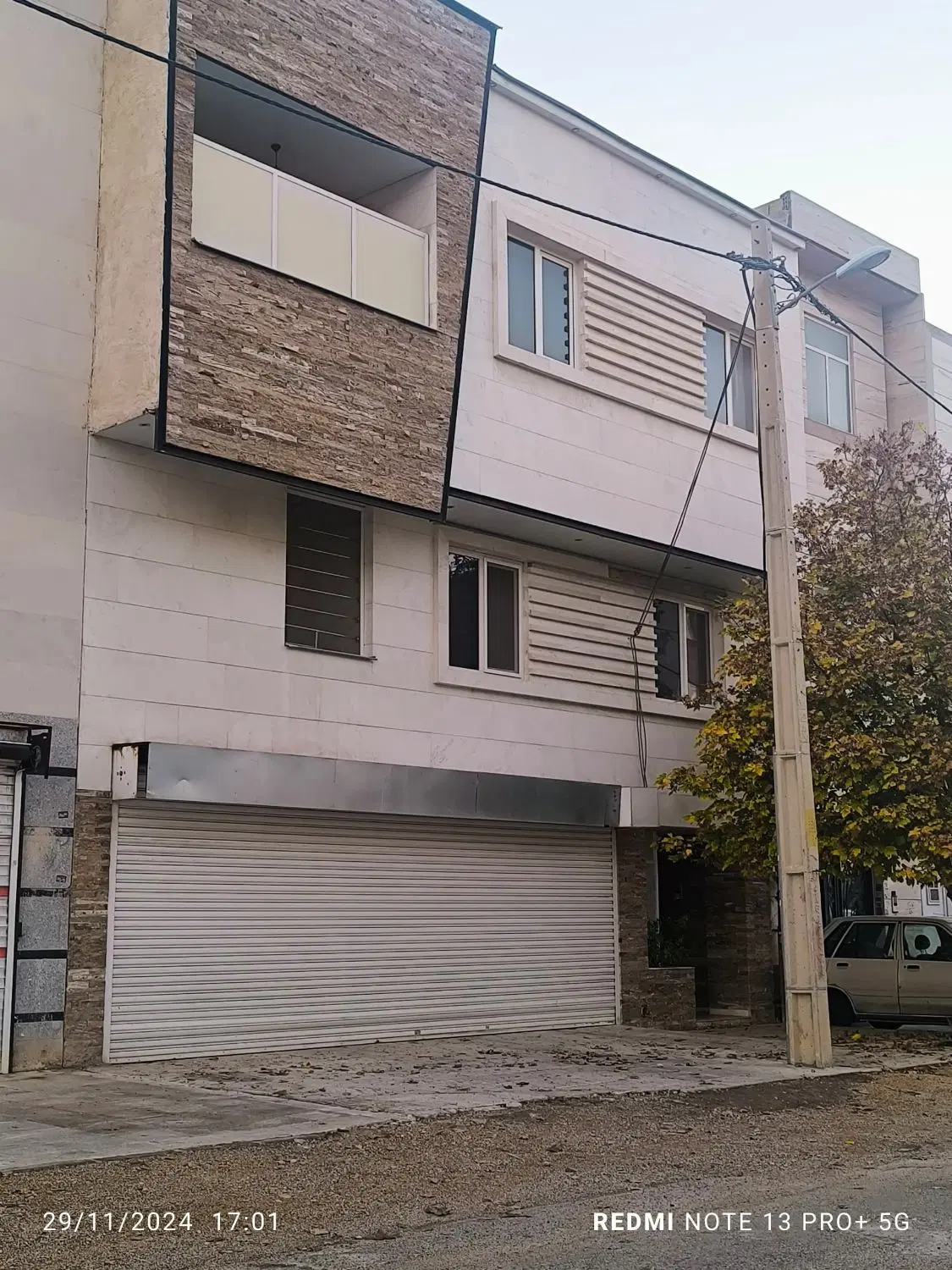 ویلایی دو طبقه دوتا سه خواب فلت سند ملکی