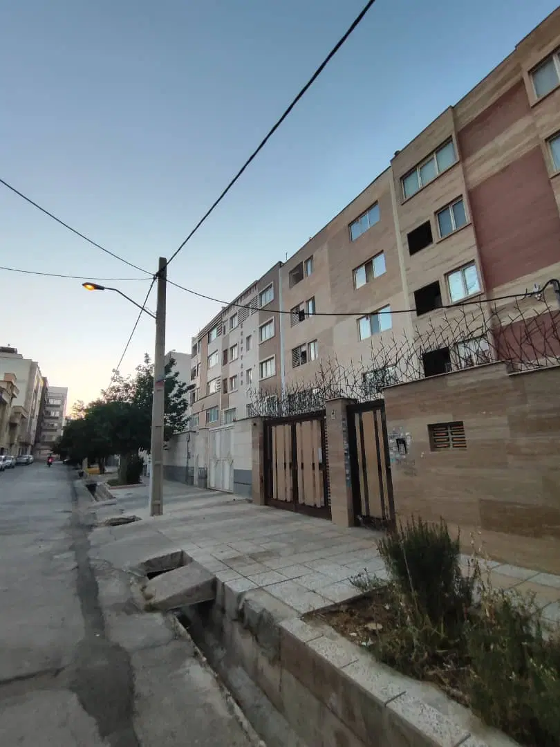 دو خوابه 96 متر سفیر شمالی