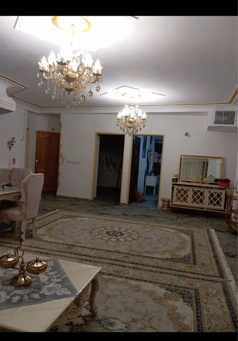 واحد ۱۰۰متری در محله رسالت اجاره و فروش