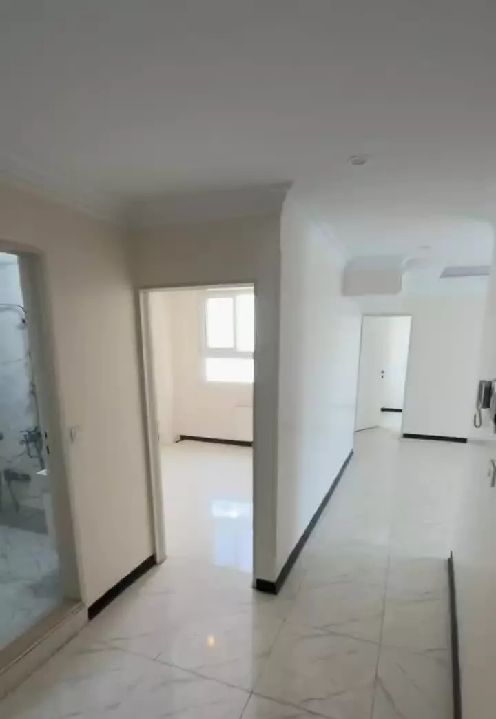 واحد 950متری نوساز بهخیال