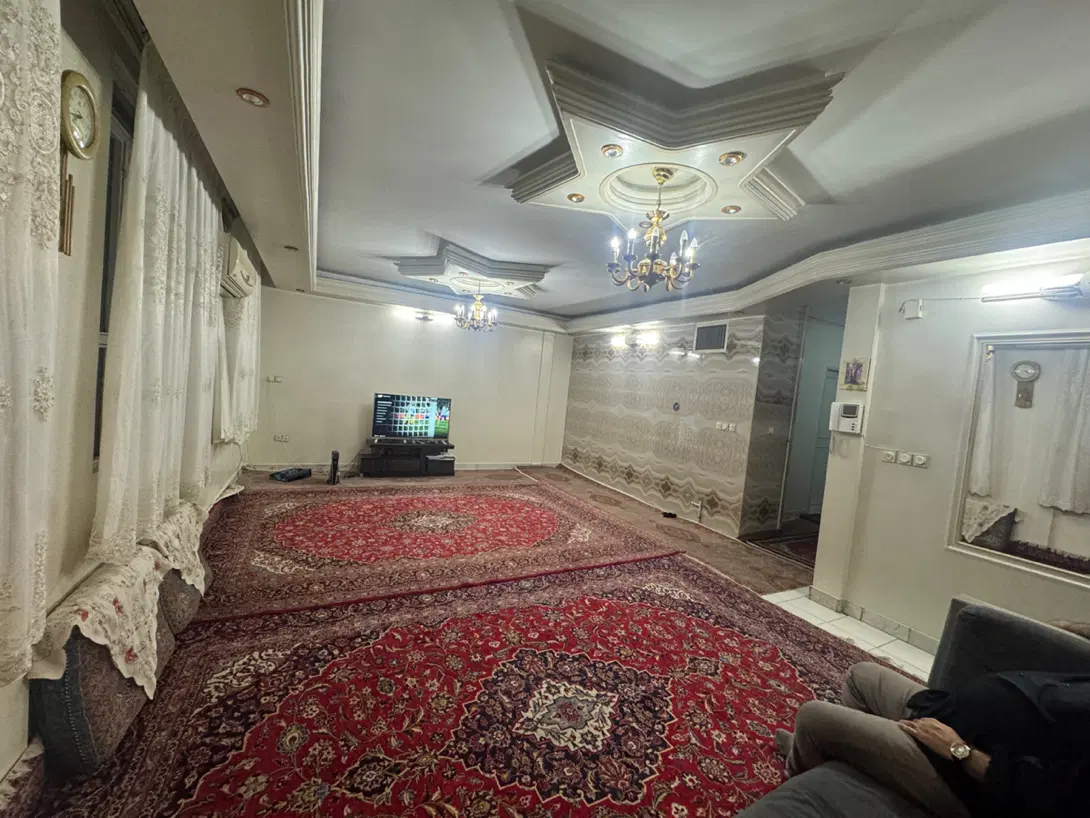 ۹۴متر آپارتمان تک واحدی طبقه اول