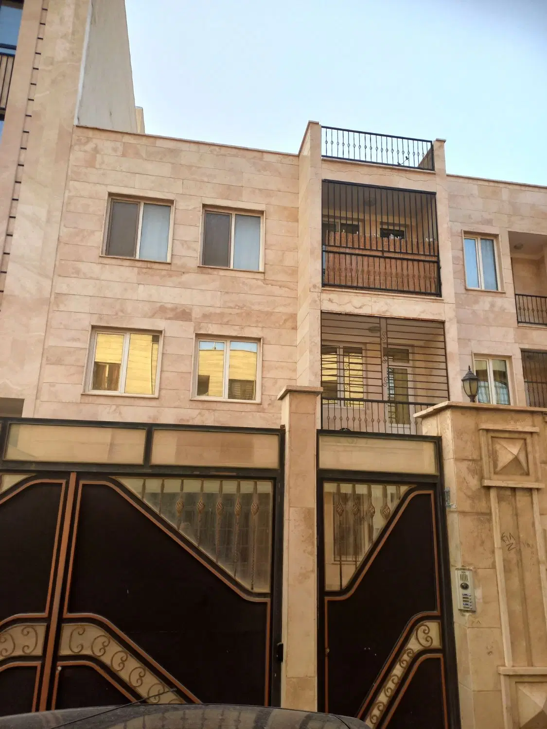 فروش آپارتمان۱۴۰متری