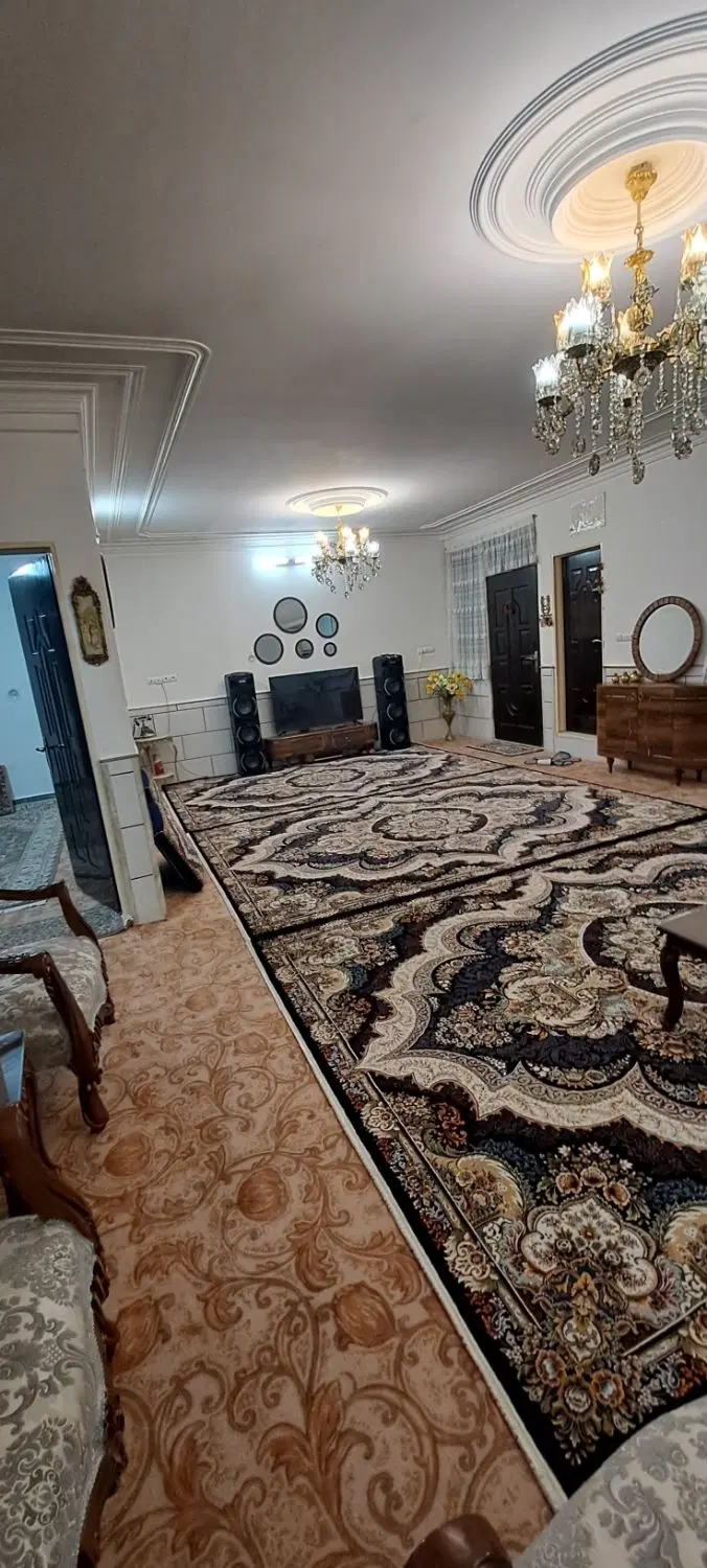 ویلایی بزرگ محدوده امیرکبیر 36
