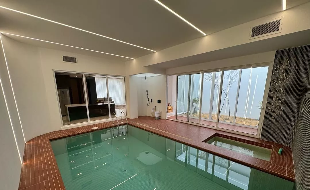 اجاره روزانه شبانه هفتگی ویلای مدرن محمود اباد