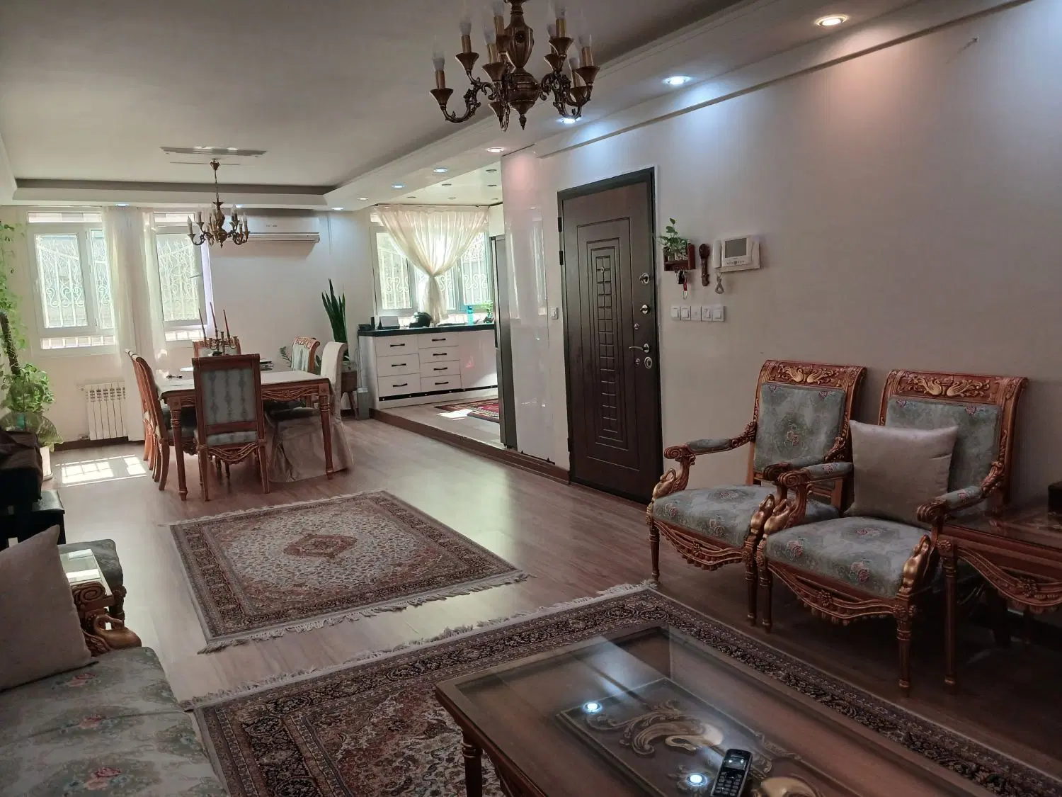 ۹۲ متری خیابان پیروزی میدان چهارصد دستگاه