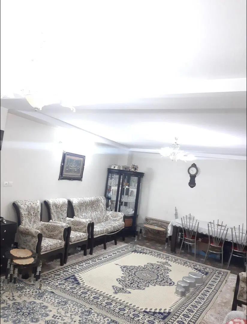 ۷۶ متر _ تک واحدی _ پارکینگ سندی _ قیمت کاسبی