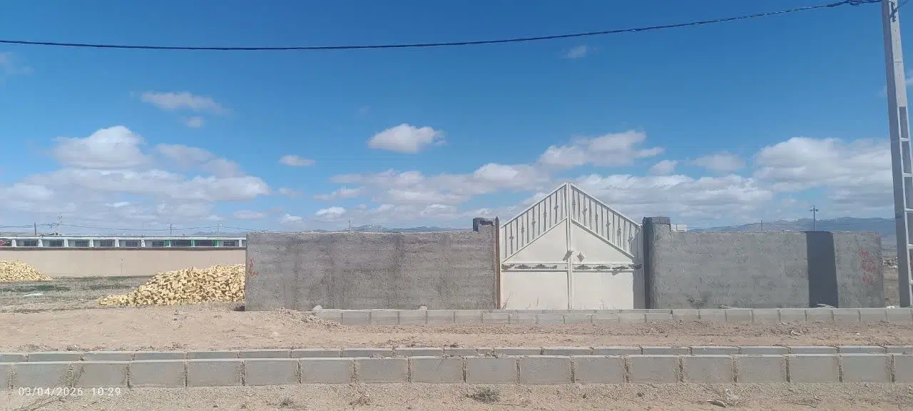 زمین دارای سند ۶ دانگ