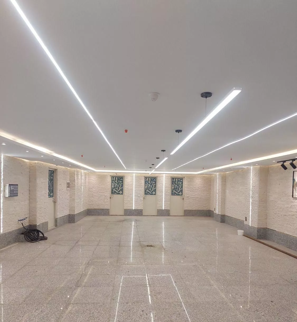 ۱۴۳ متر آپارتمان نوساز خیابان ایران
