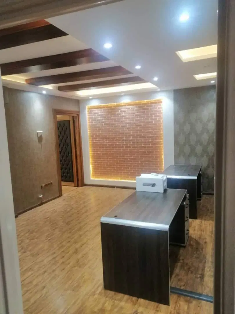 96 متر ابتدای مطهری