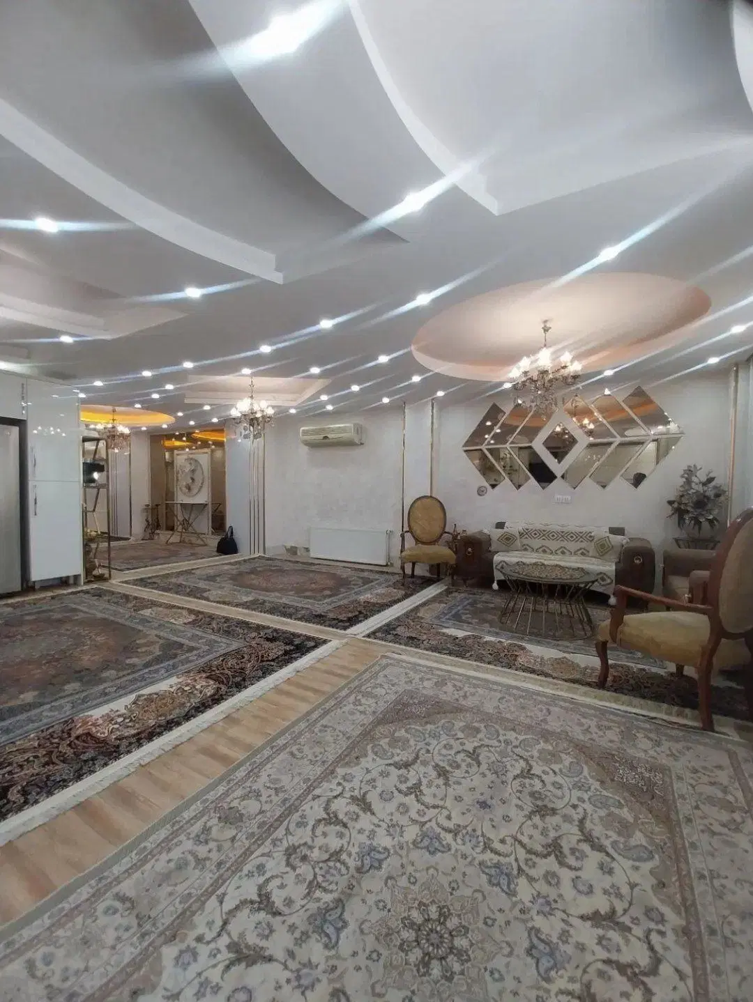 آپارتمان 130 متری تک واحدی