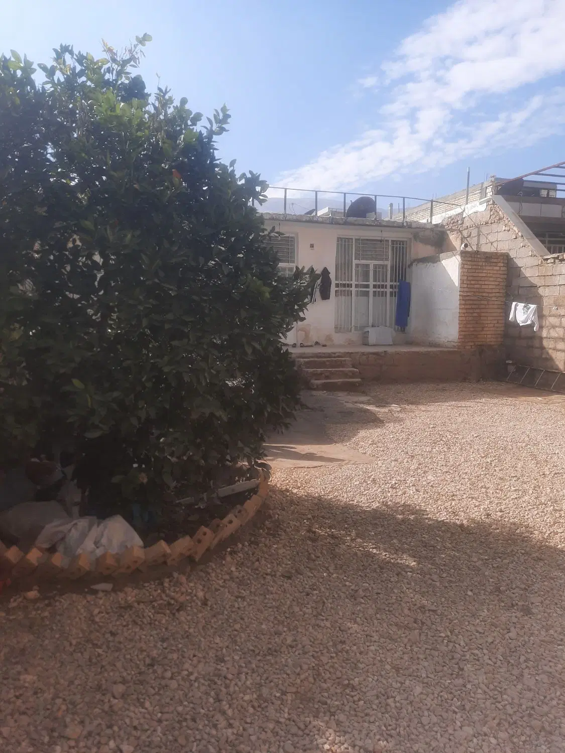 منزل مسکونی شاپورجان