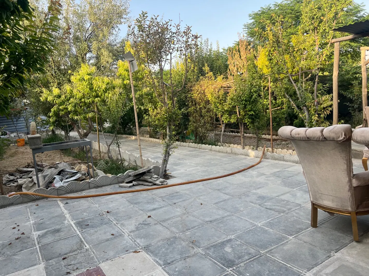 باغچه ۴۰۰ متری کهریزک