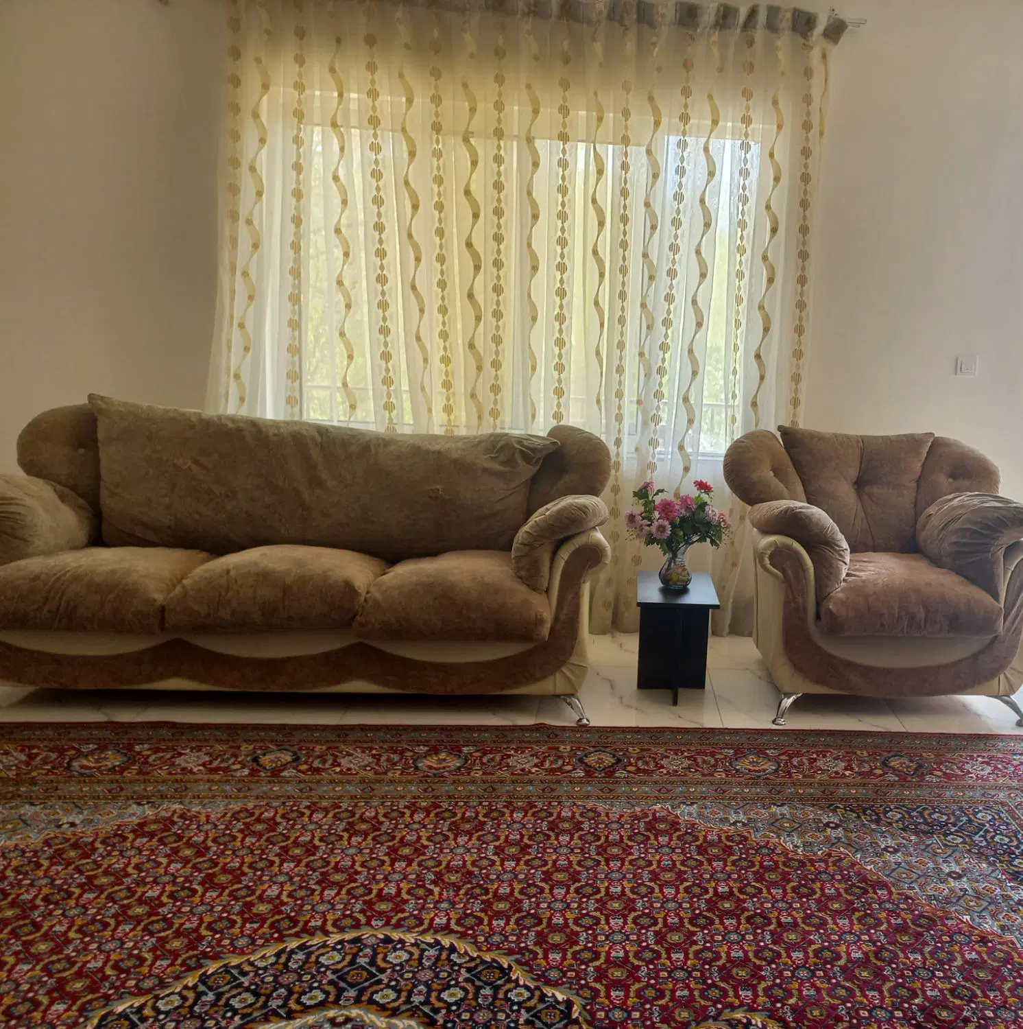 فروش یک واحد ۷۰ متری در خیابان تهران تک خواب