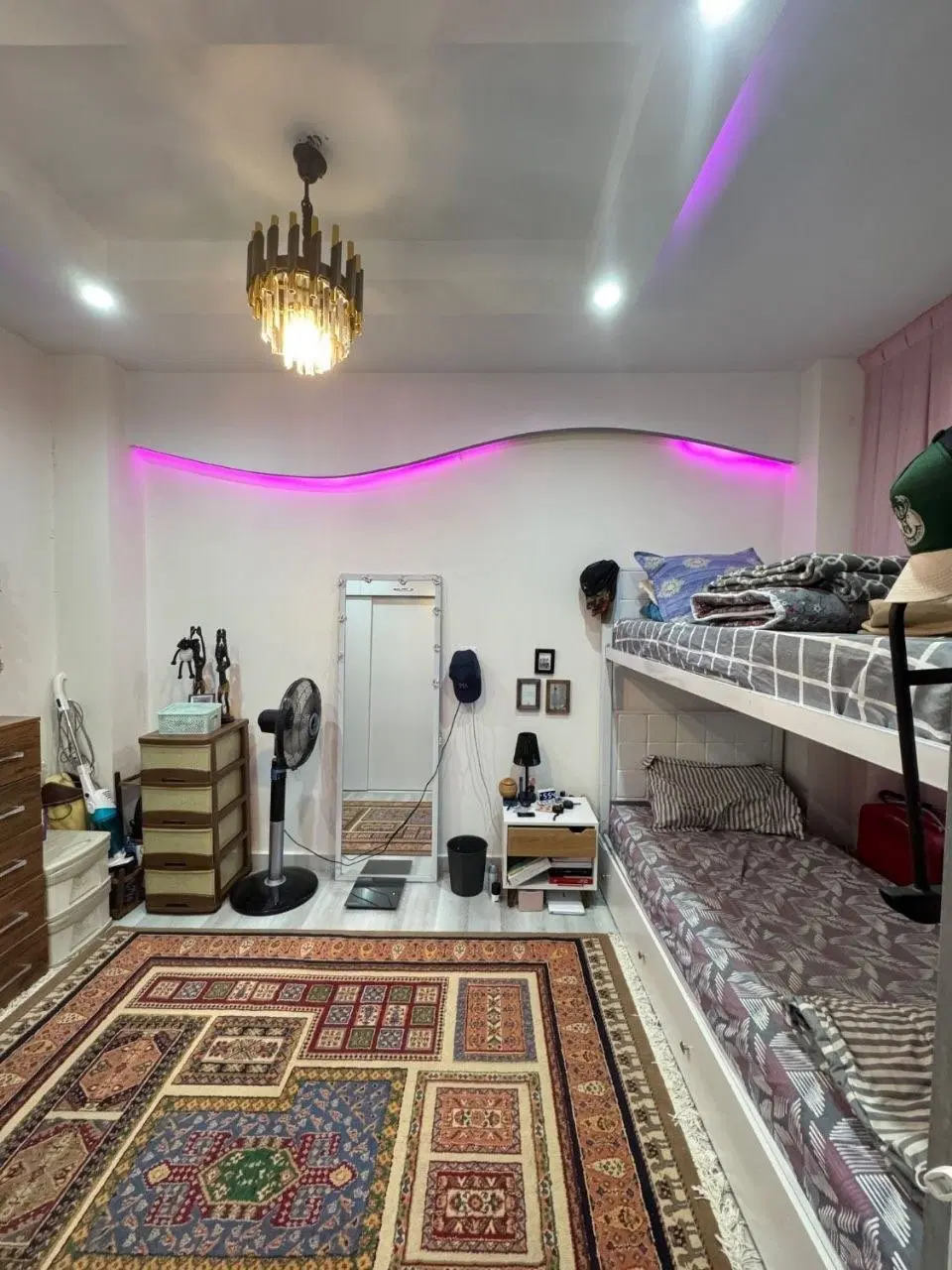 منزل مسکونی در فاز ۱ شهرک اندیشه