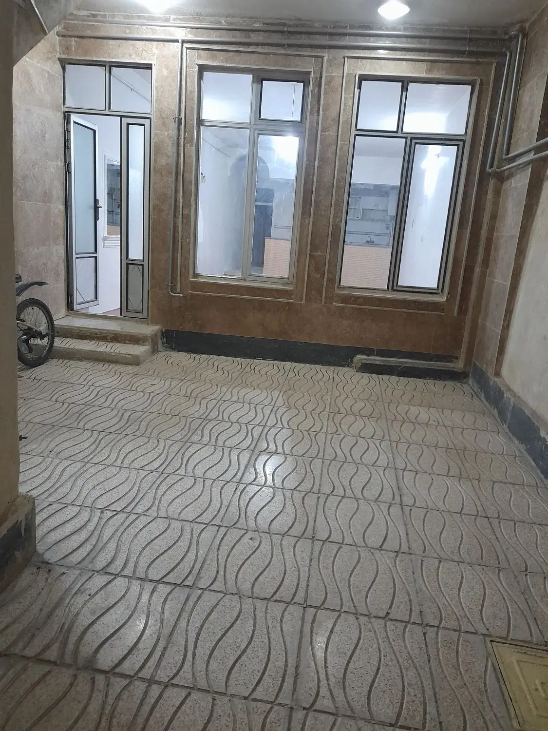 اجاره خانه ویلایی طبقه همکف در یوسف آباد