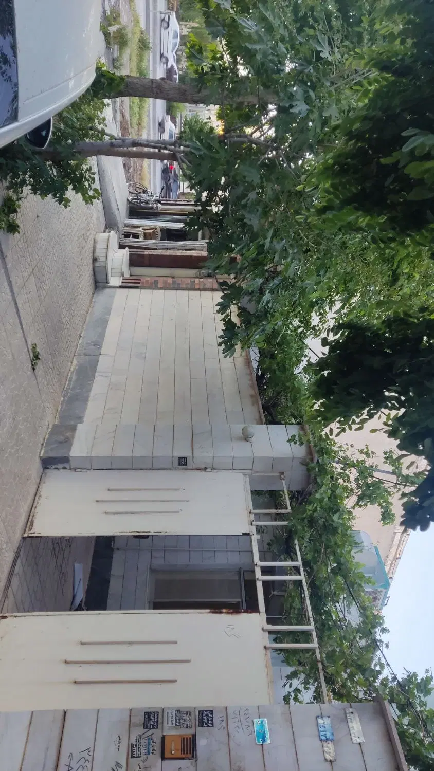 ویلایی 104 متری بر کمربندی امام حسین