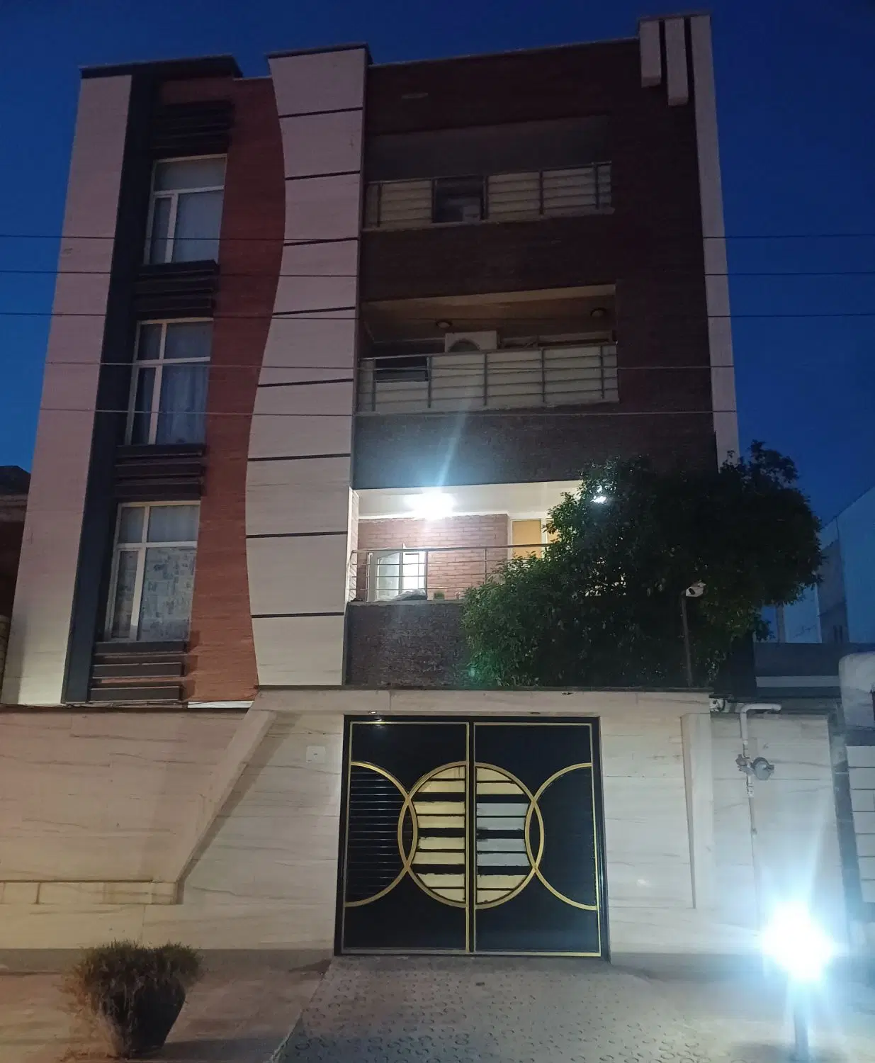 املاک