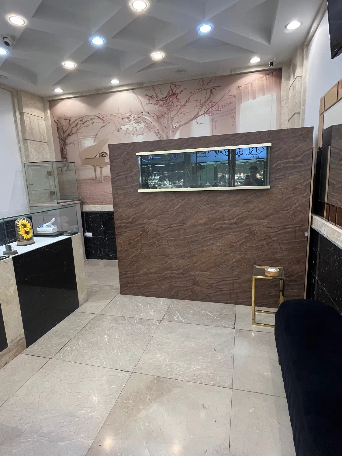 مغازه طلافروشی