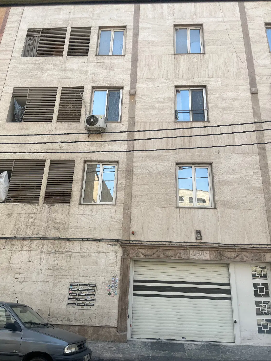 ۴۰ متر فول امکانات پارگینگ اسانسور انباری