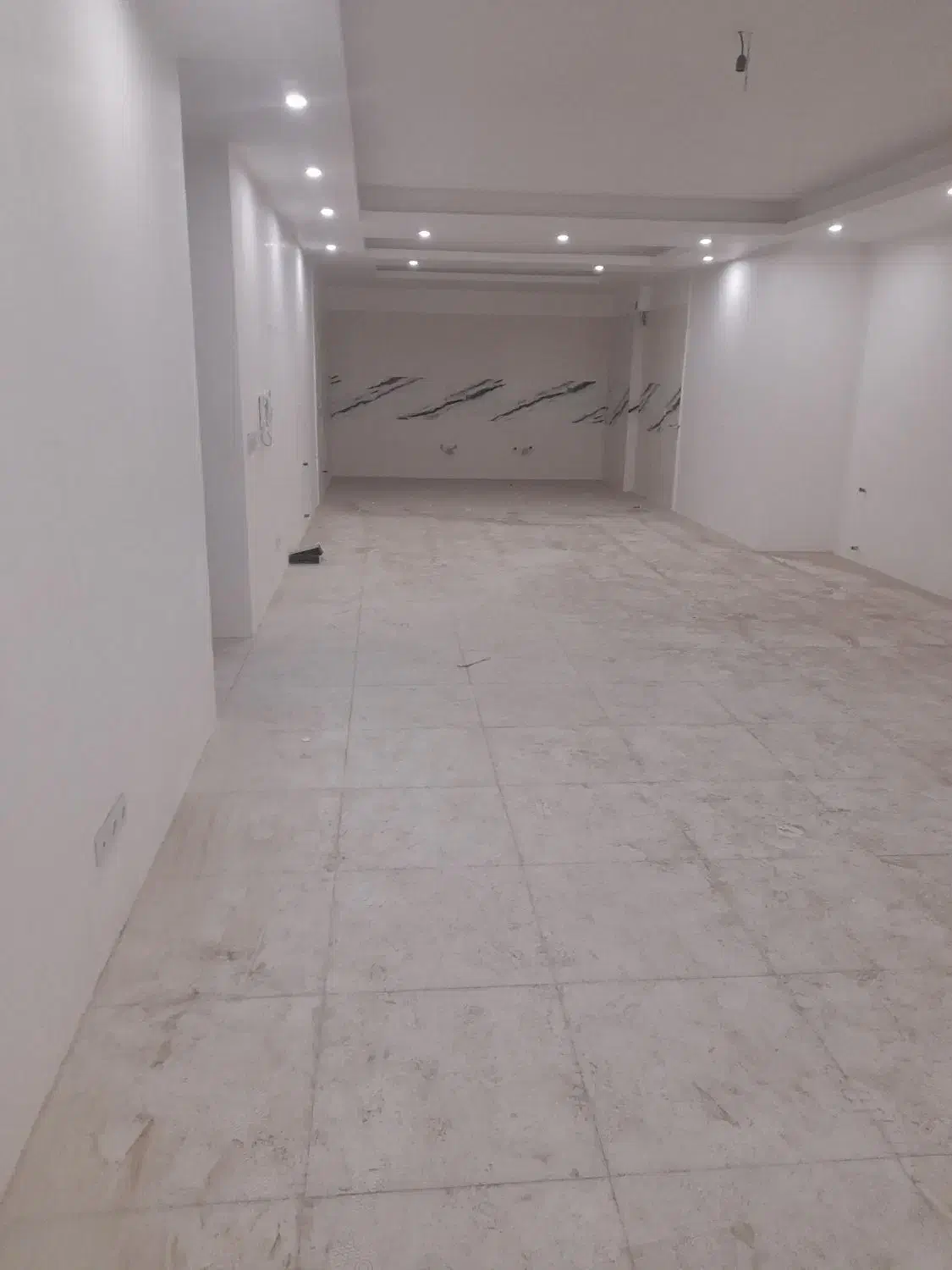 آپارتمان ۱۲۰ متری طبقه پنجم