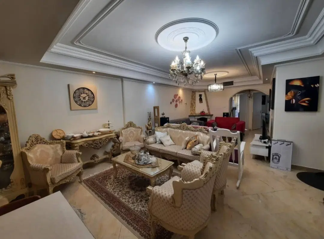 فروش ۲ خوابه سالن بزرگ پاسداران