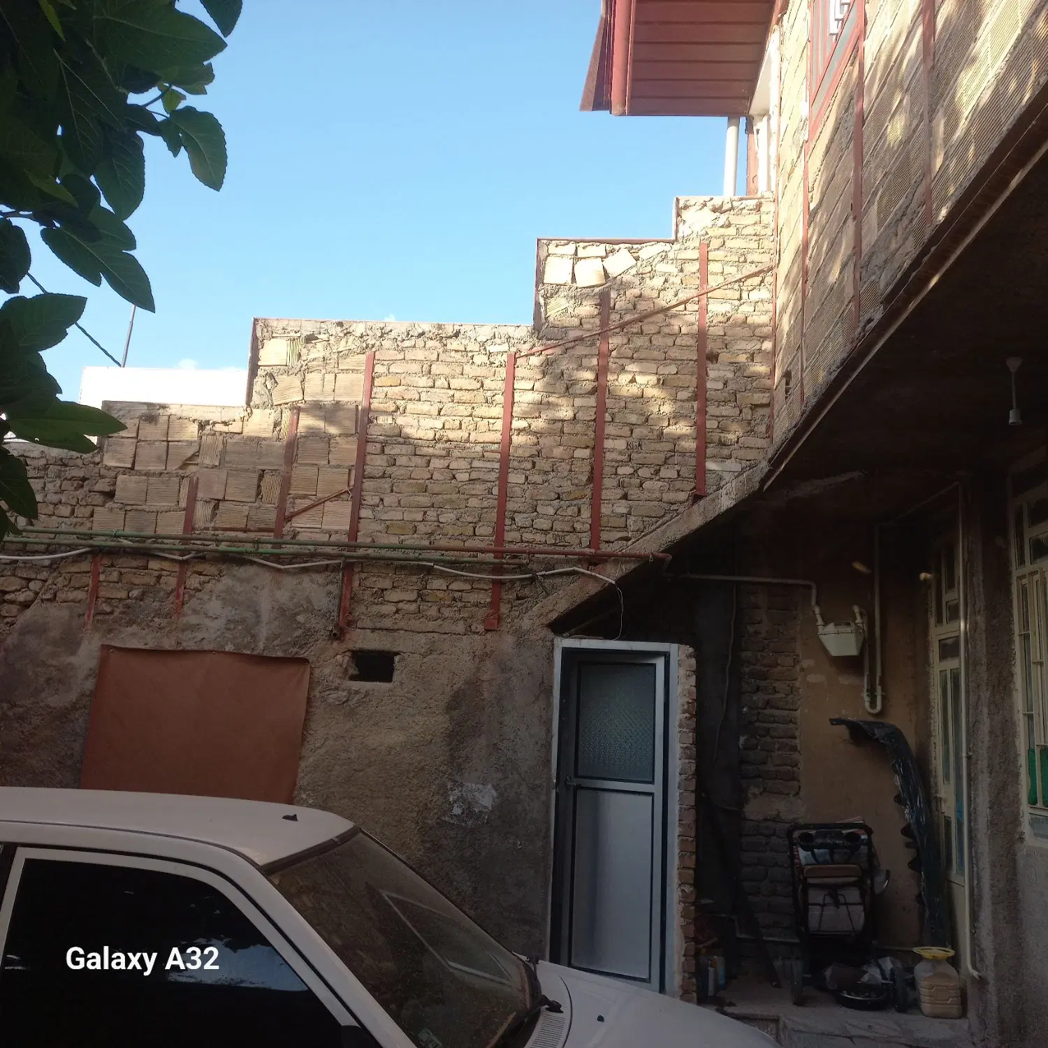 خانه ویلایی دو طبقه شمالی متراژ ۲۰۰ متر