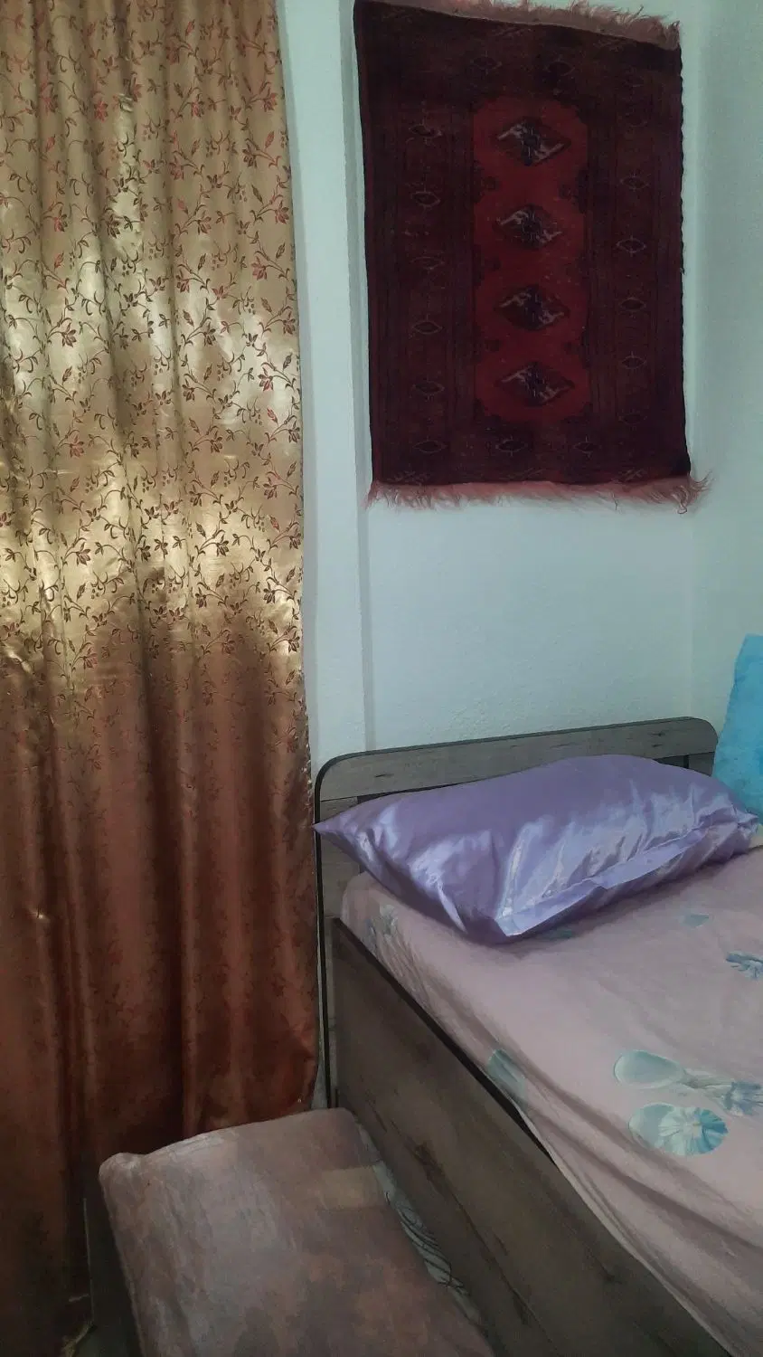 همخونه همخانه می‌خوام