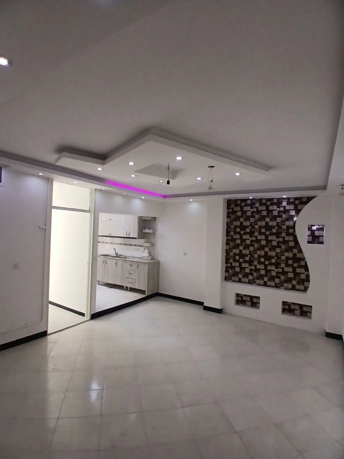 ۶۰متر ۱خواب طبقه دوم پارکینگ سندی