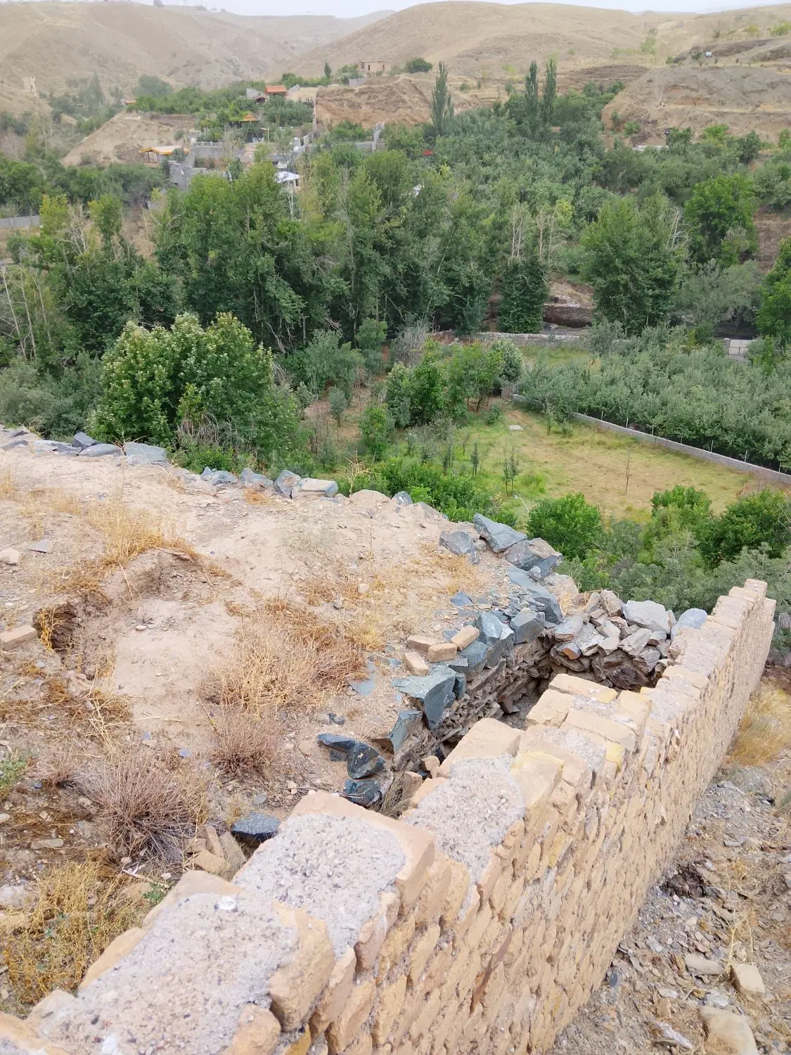 زمین ۷۵۰ متر طرقبه کوهساران