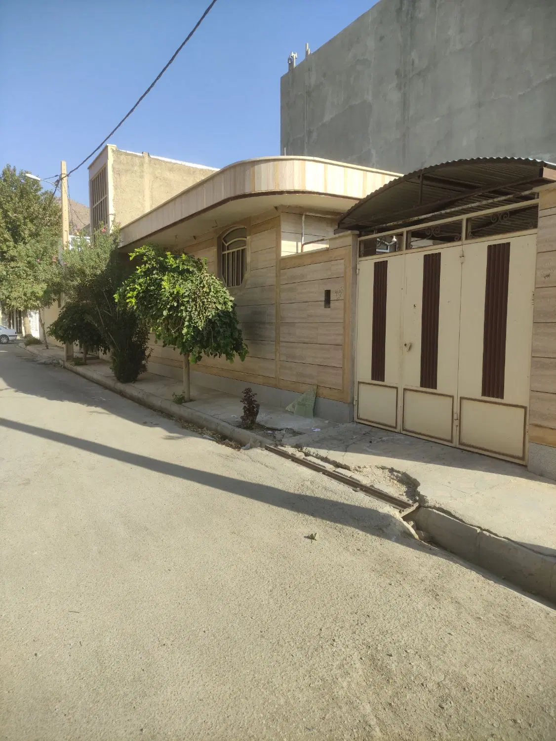 خانه ویلایی 180متری گلدشت غربی