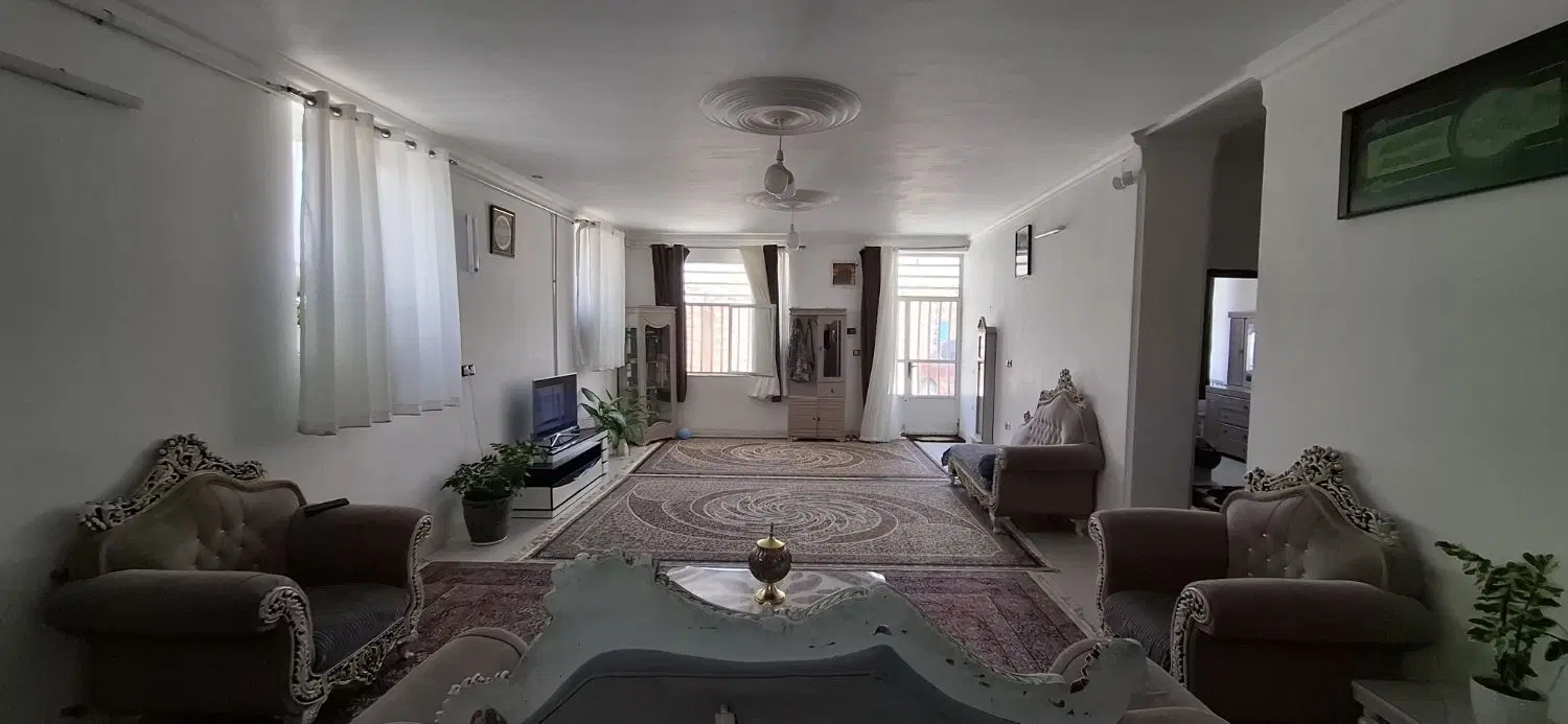منزل ویلایی سراسیاب فرسنگی صیاد شیرازی ۱۷ غربی یک