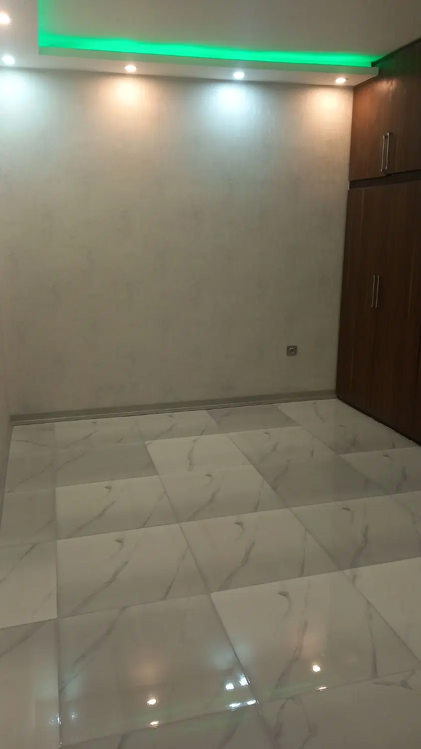 دفترکارطبقه همکف