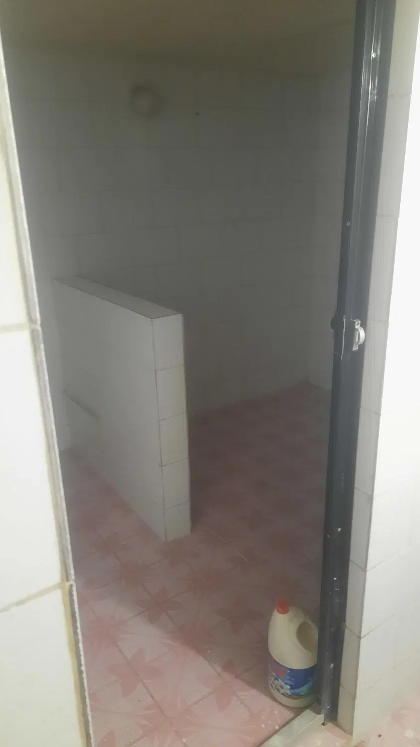 زیرزمین شهرک دانشگاه