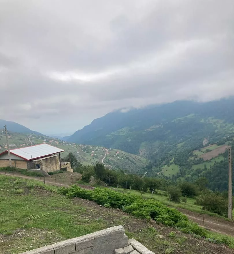 دوهزارمترزمین مسکونی بصورت شرایطی ۳ماهه