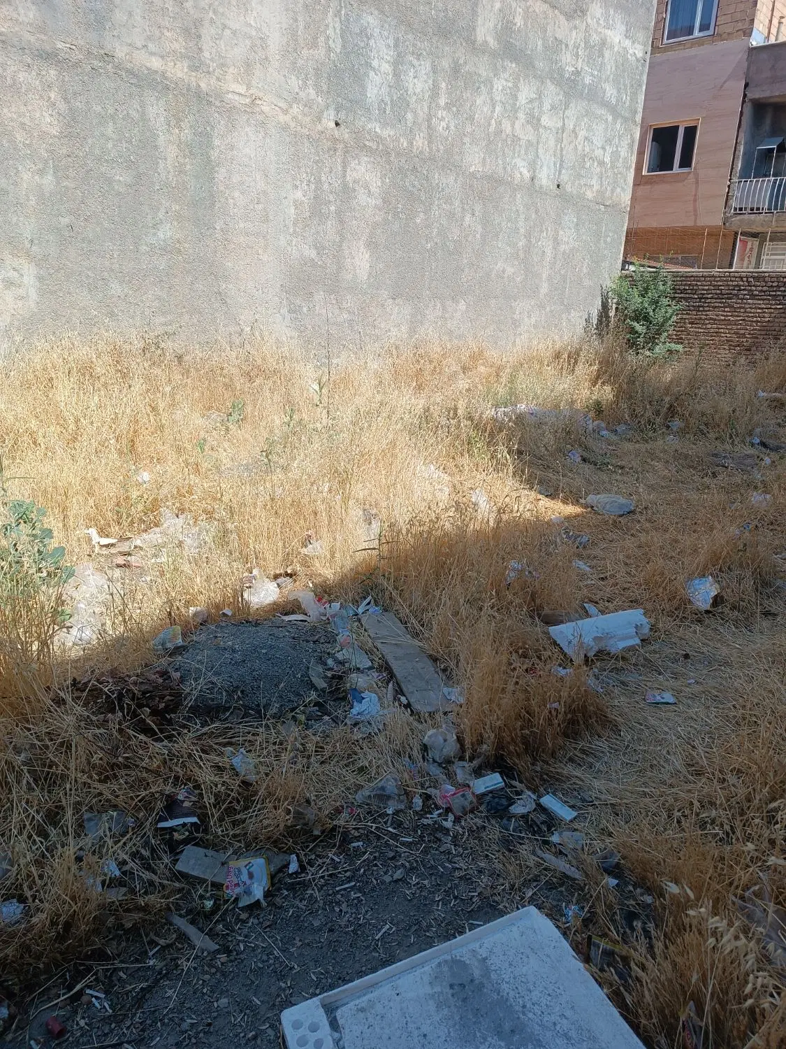 زمین از ما کار ازشما