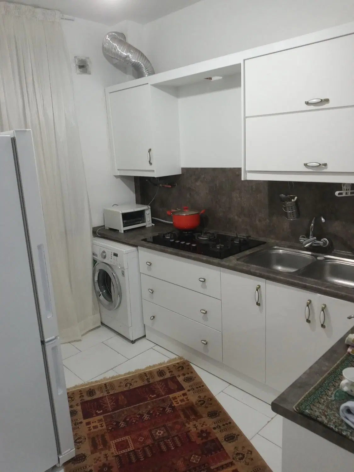 ۷۰ متر مشکینی طبقه اول پارکینگ