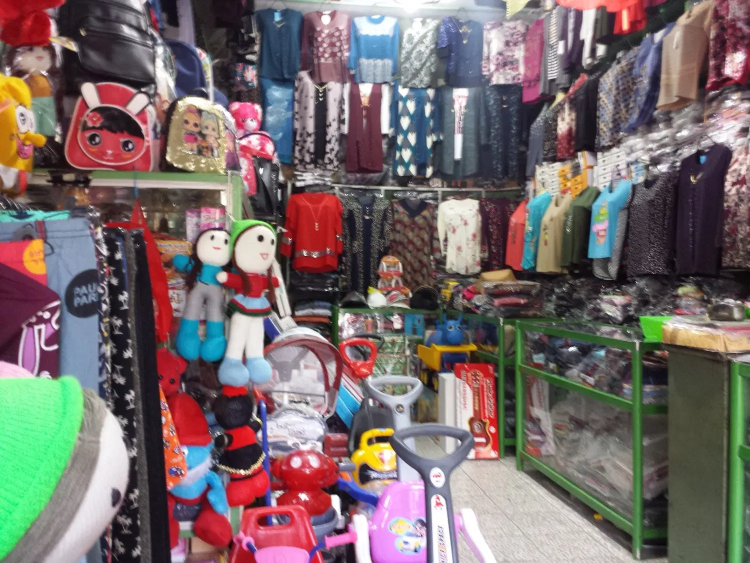 فروش مغازه چهار دهنه خ شهدا
