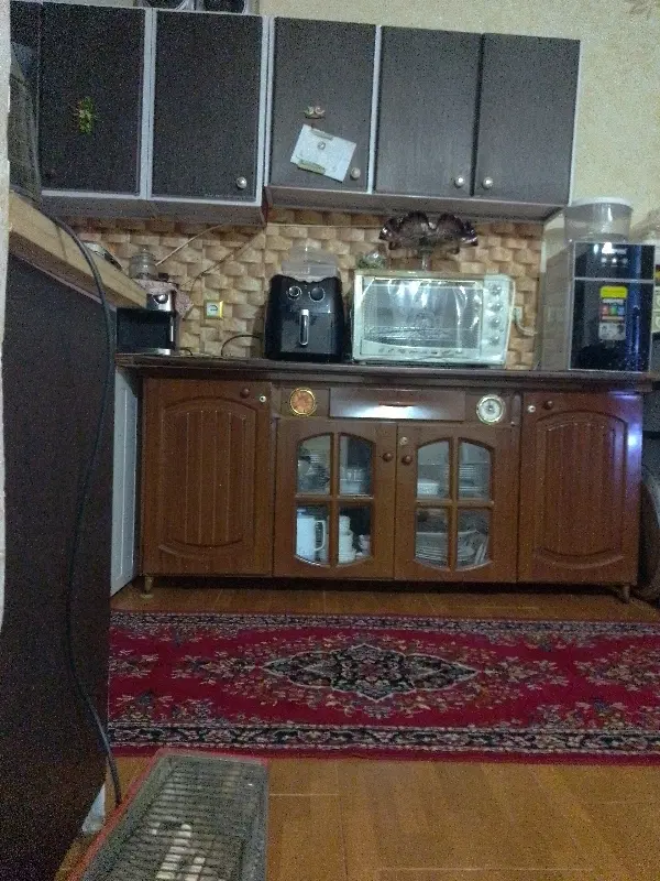آپارتمان طبقه اول
