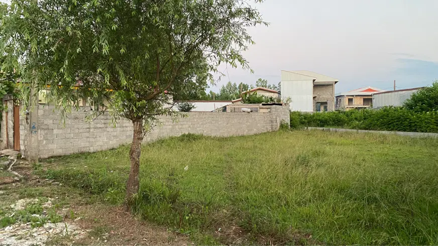 زمین مسکونی